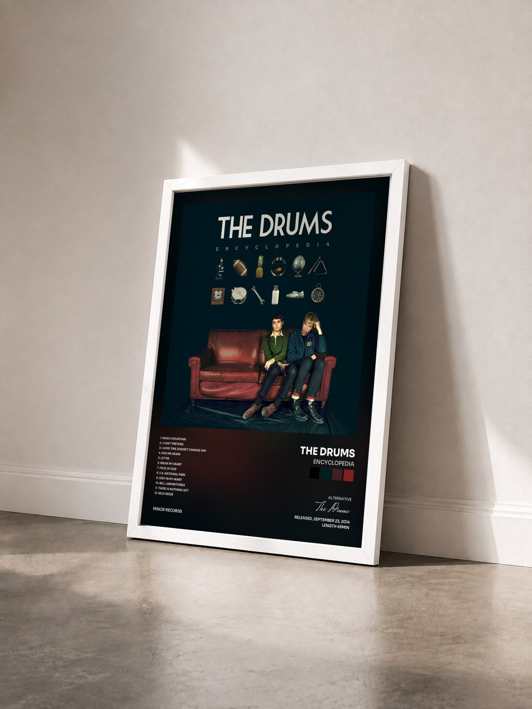 #blanc Tableau de l'album Encyclopedia de The Drums vu de trois quarts, cadre blanc