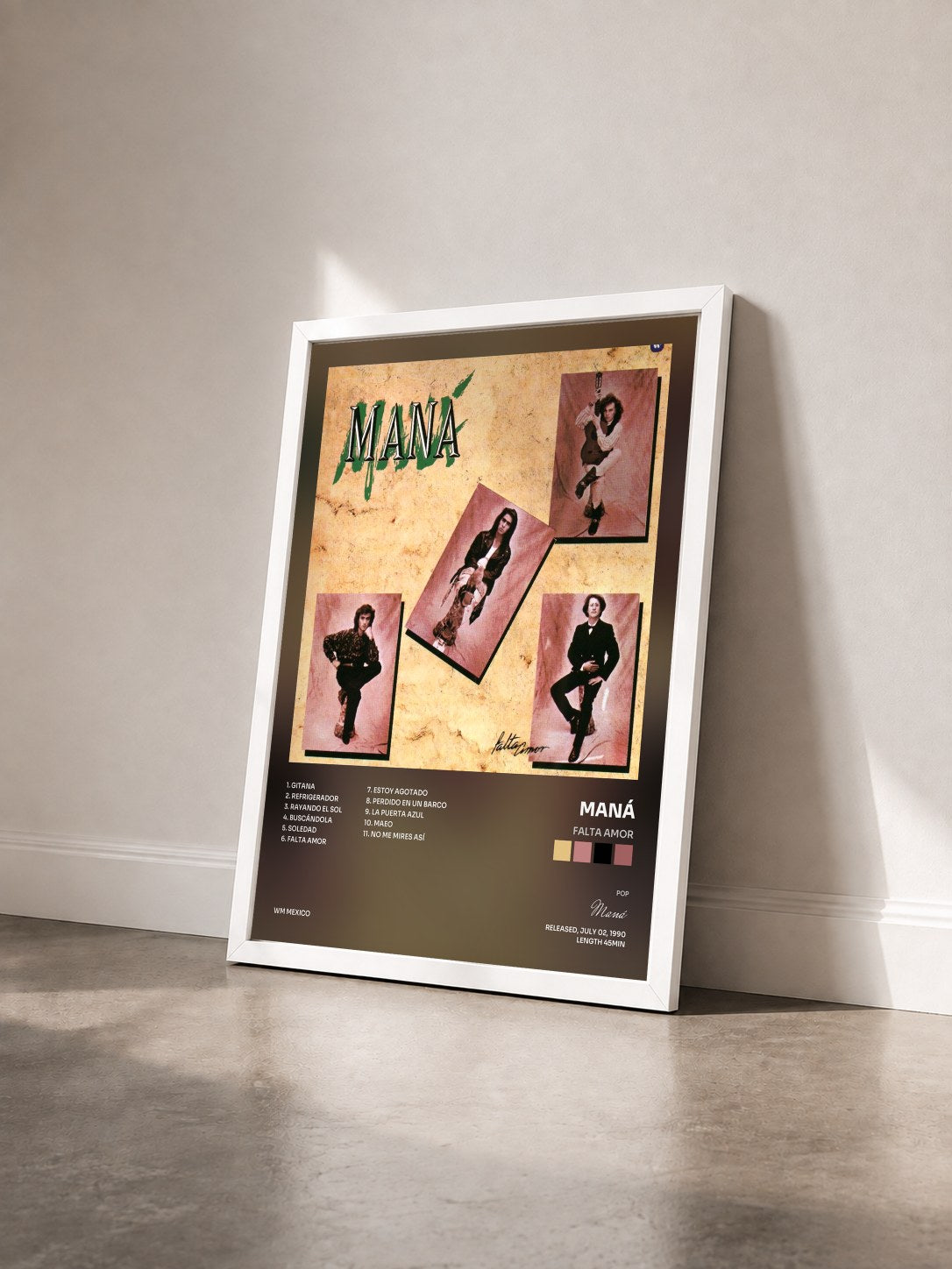 #blanc Tableau de l'album Falta Amor de Maná vu de trois quarts, cadre blanc