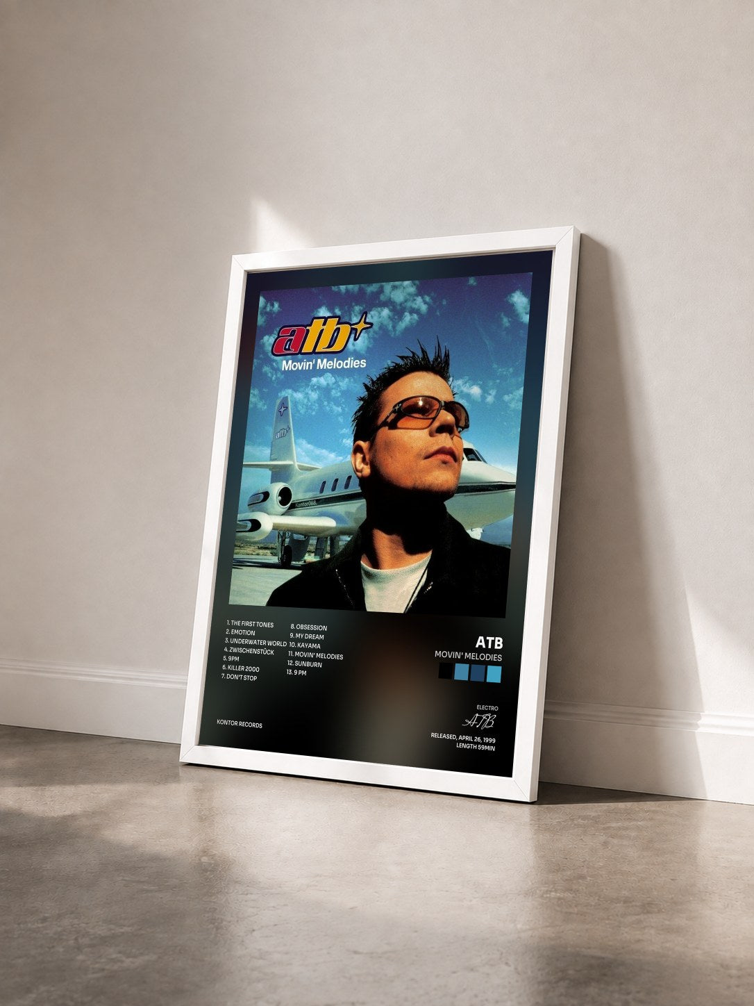 #blanc Tableau de l'album Movin' Melodies de ATB vu de trois quarts, cadre blanc