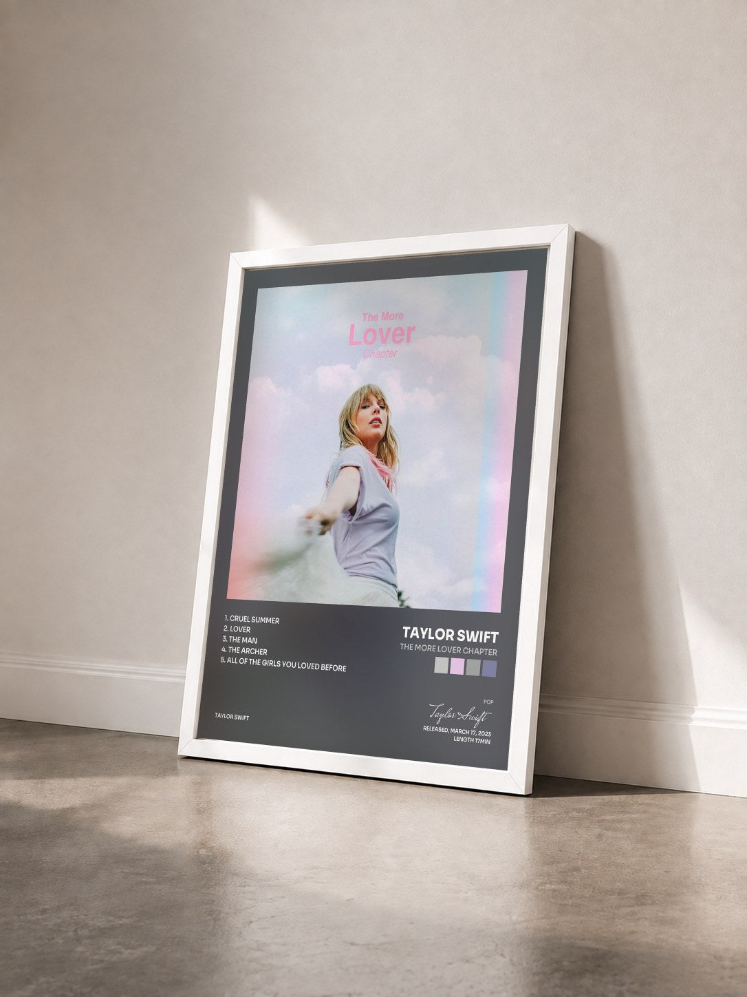 #blanc Tableau de l'album The More Lover Chapter de Taylor Swift vu de trois quarts, cadre blanc