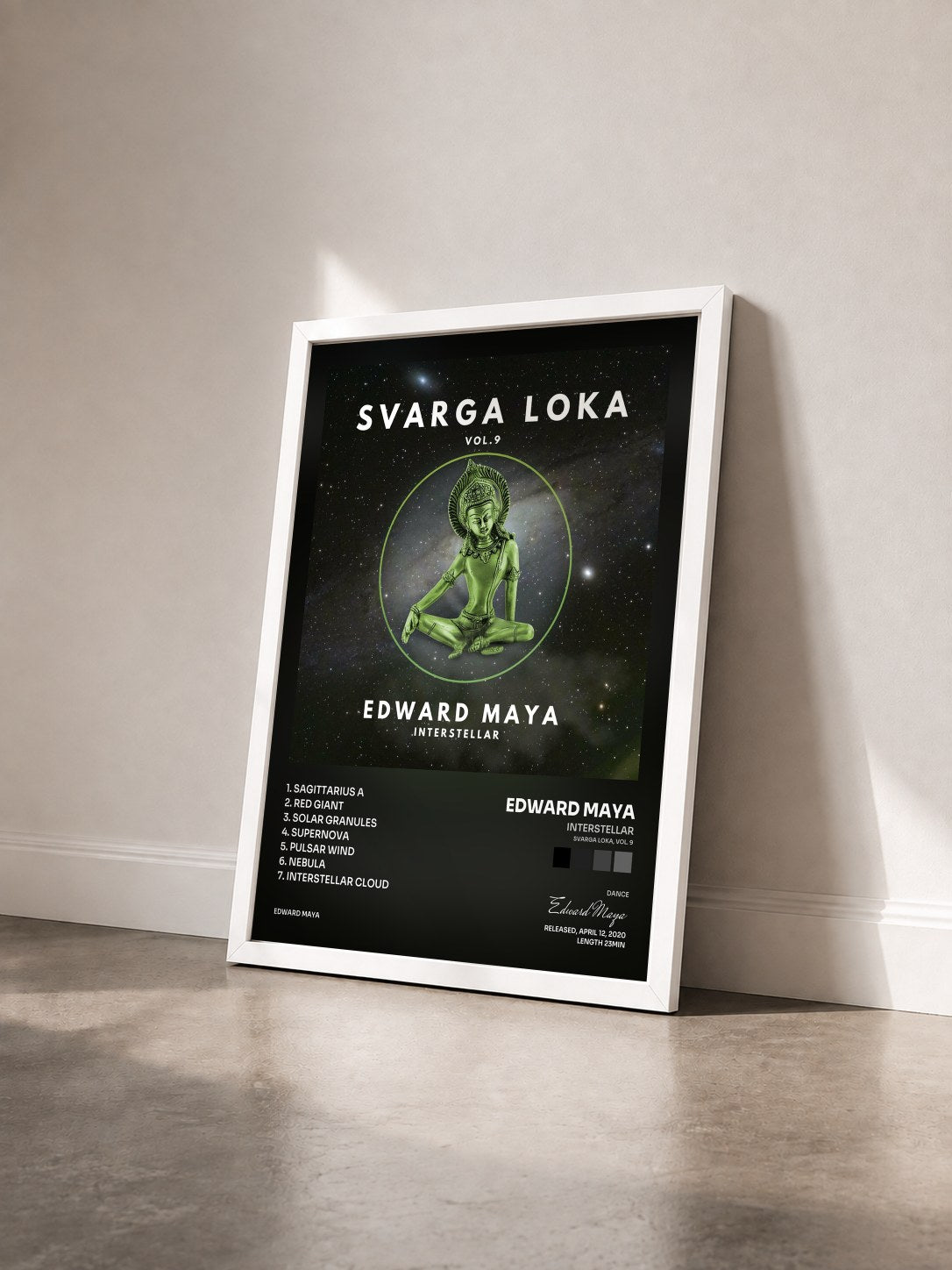 #blanc Tableau de l'album Interstellar (Svarga Loka, Vol. 9) de Edward Maya vu de trois quarts, cadre blanc