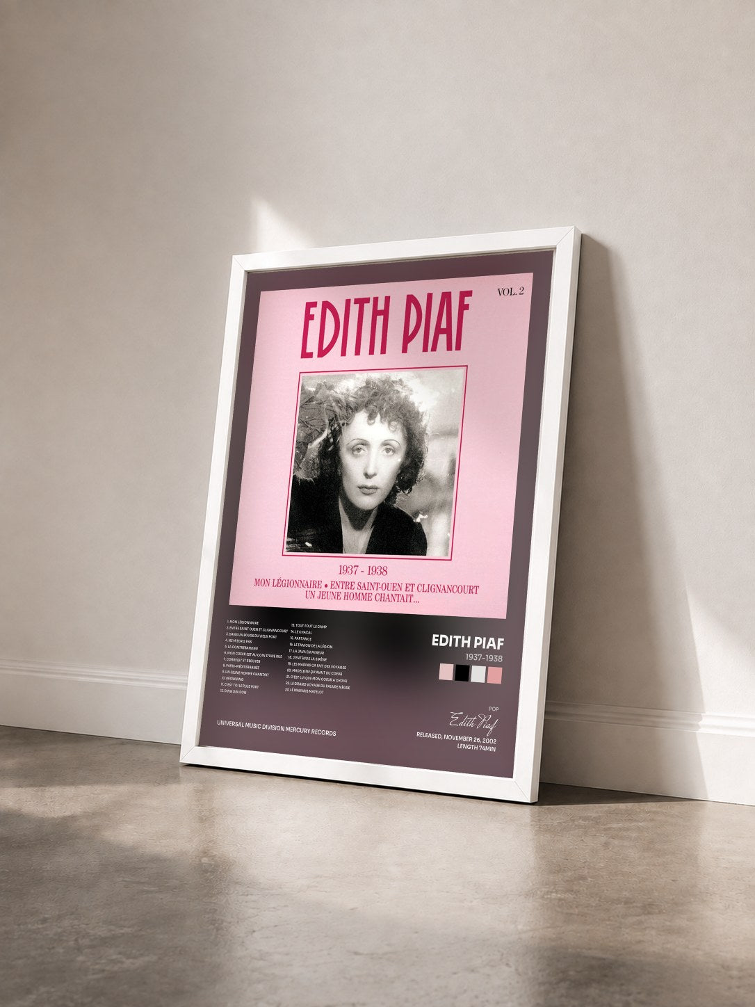#blanc Tableau de l'album 1937-1938 de Edith Piaf vu de trois quarts, cadre blanc