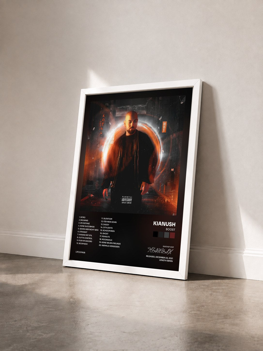 #blanc Tableau de l'album Boost de KIANUSH vu de trois quarts, cadre blanc
