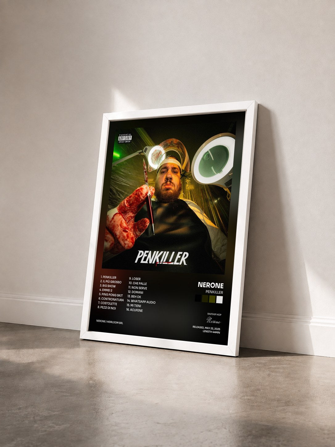 #blanc Tableau de l'album PENKILLER de Nerone vu de trois quarts, cadre blanc