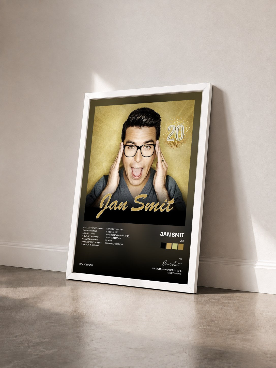 #blanc Tableau de l'album 20 de Jan Smit vu de trois quarts, cadre blanc