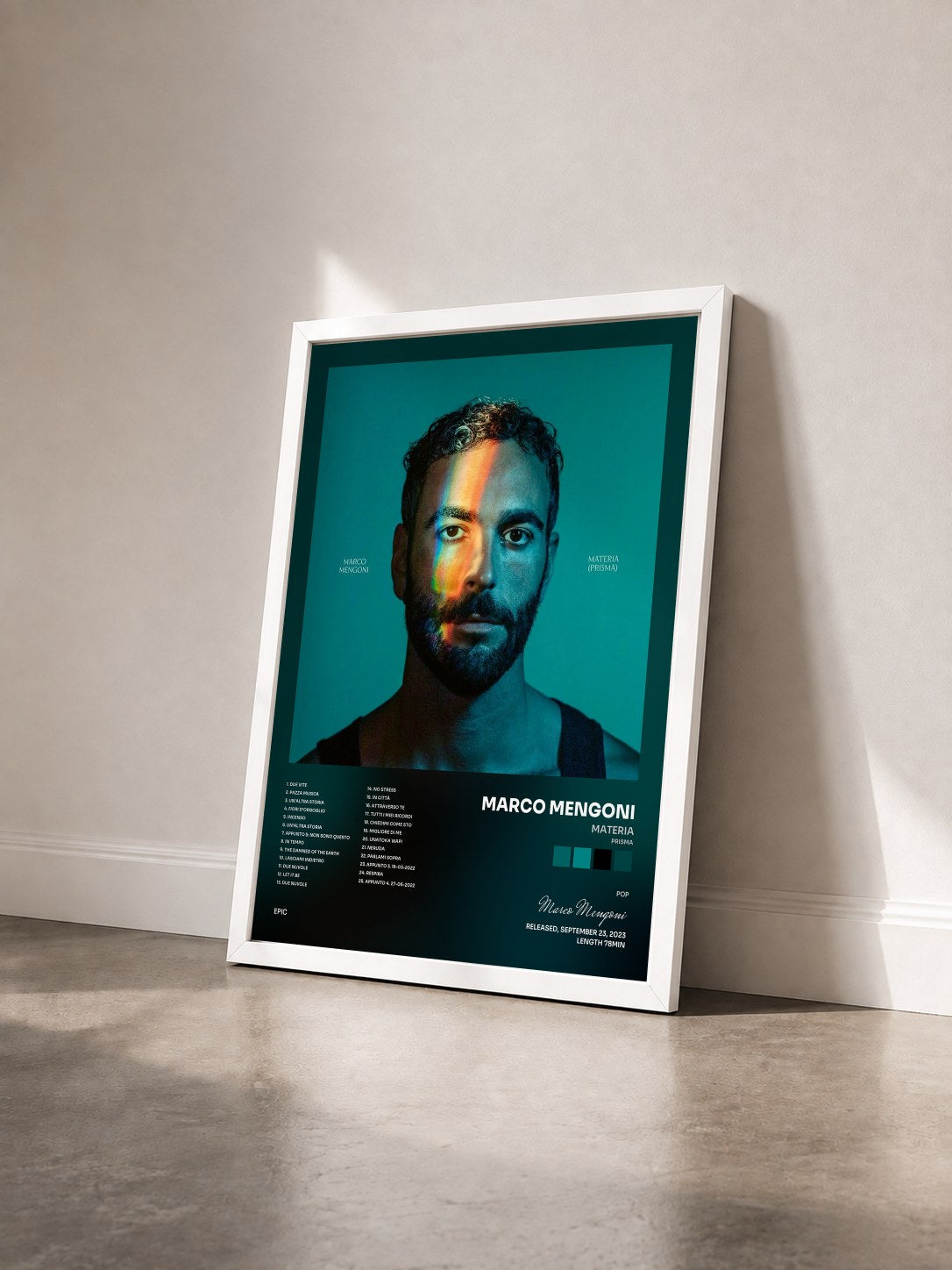 #blanc Tableau de l'album MATERIA (PRISMA) de Marco Mengoni vu de trois quarts, cadre blanc