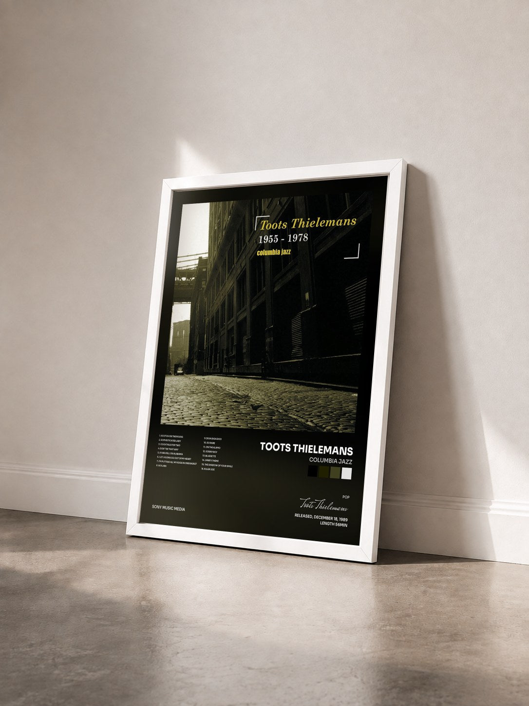 #blanc Tableau de l'album Columbia Jazz de Toots Thielemans vu de trois quarts, cadre blanc