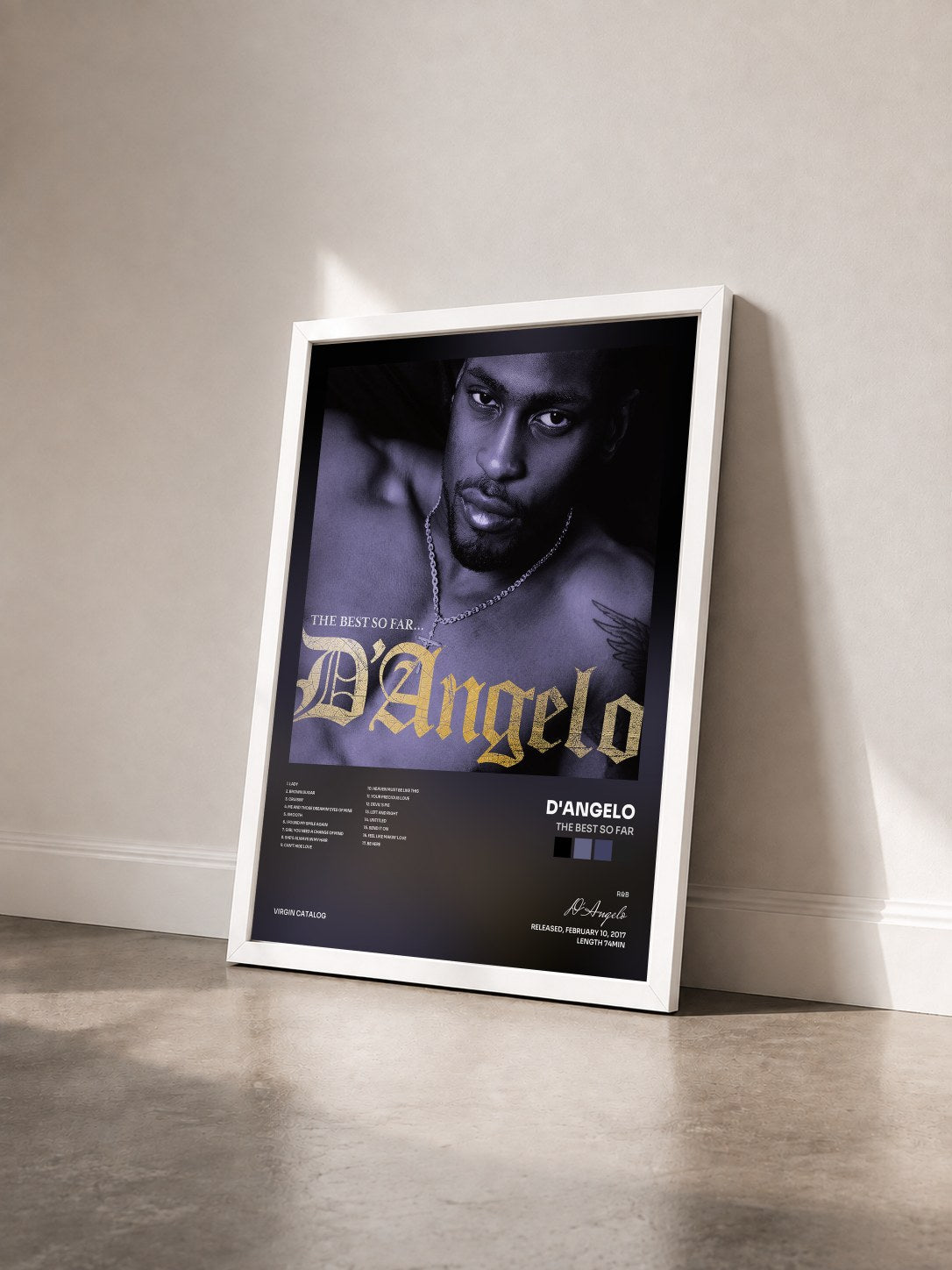 #blanc Tableau de l'album The Best So Far de D'Angelo vu de trois quarts, cadre blanc