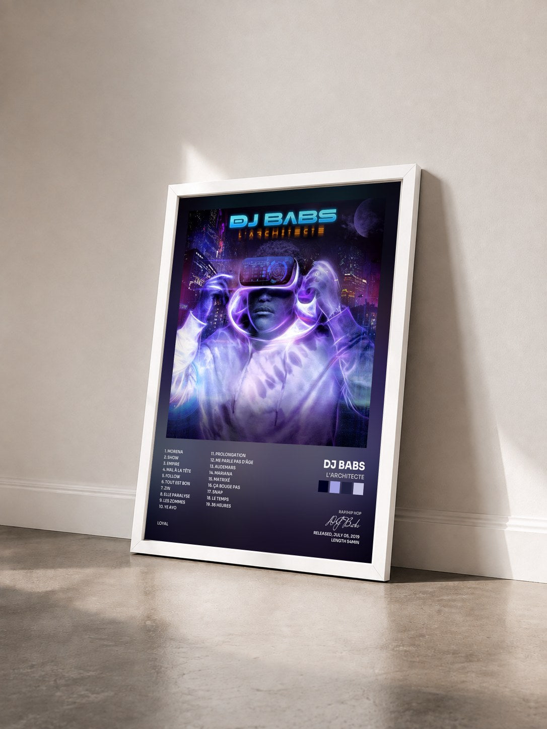#blanc Tableau de l'album L'architecte de DJ Babs vu de trois quarts, cadre blanc