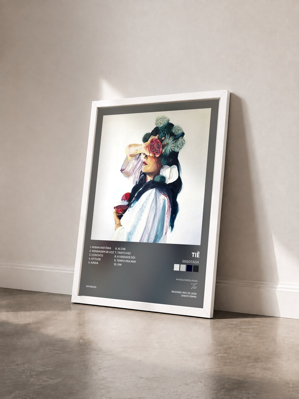#blanc Tableau de l'album Esgotada de Tiê vu de trois quarts, cadre blanc