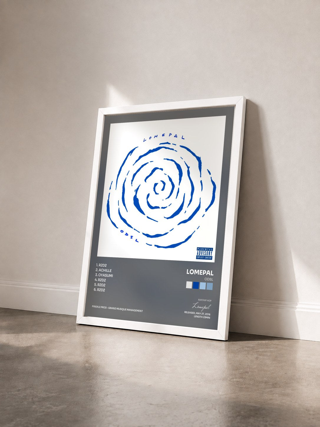 #blanc Tableau de l'album ODSL de Lomepal vu de trois quarts, cadre blanc