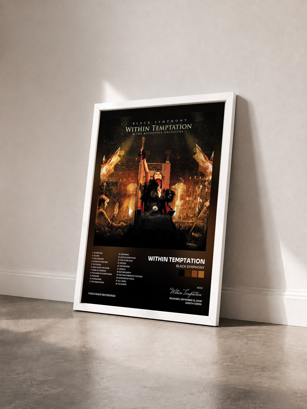 #blanc Tableau de l'album Black Symphony de Within Temptation vu de trois quarts, cadre blanc