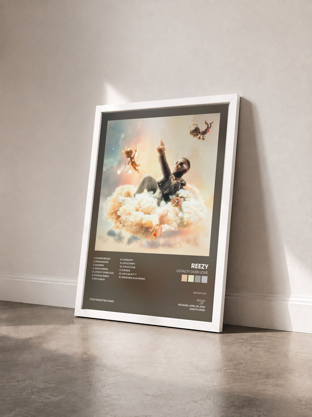 #blanc Tableau de l'album LOYALTY OVER LOVE de reezy vu de trois quarts, cadre blanc