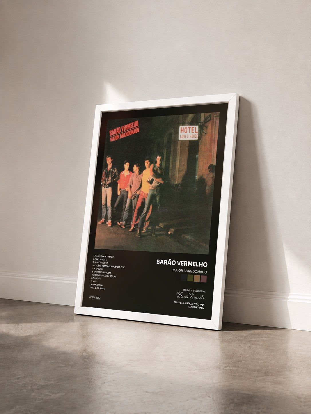 #blanc Tableau de l'album Maior Abandonado de Barão Vermelho vu de trois quarts, cadre blanc