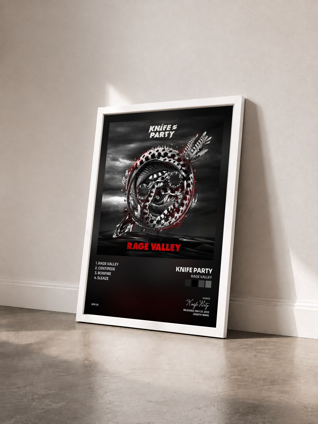#blanc Tableau de l'album Rage Valley de Knife Party vu de trois quarts, cadre blanc