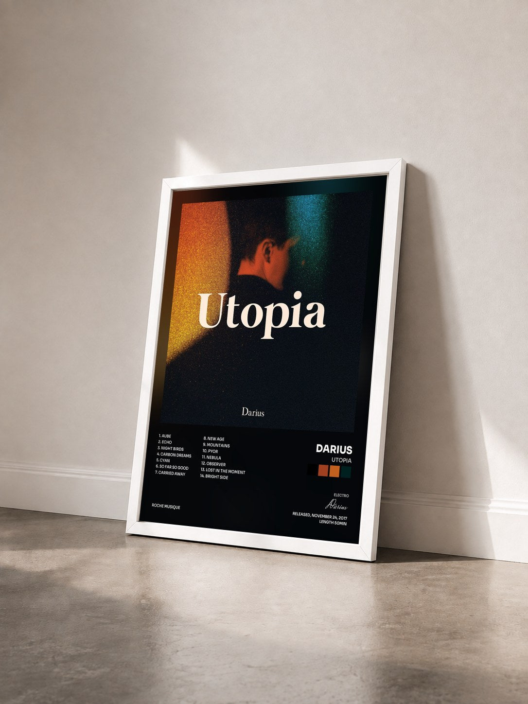 #blanc Tableau de l'album Utopia de Darius vu de trois quarts, cadre blanc