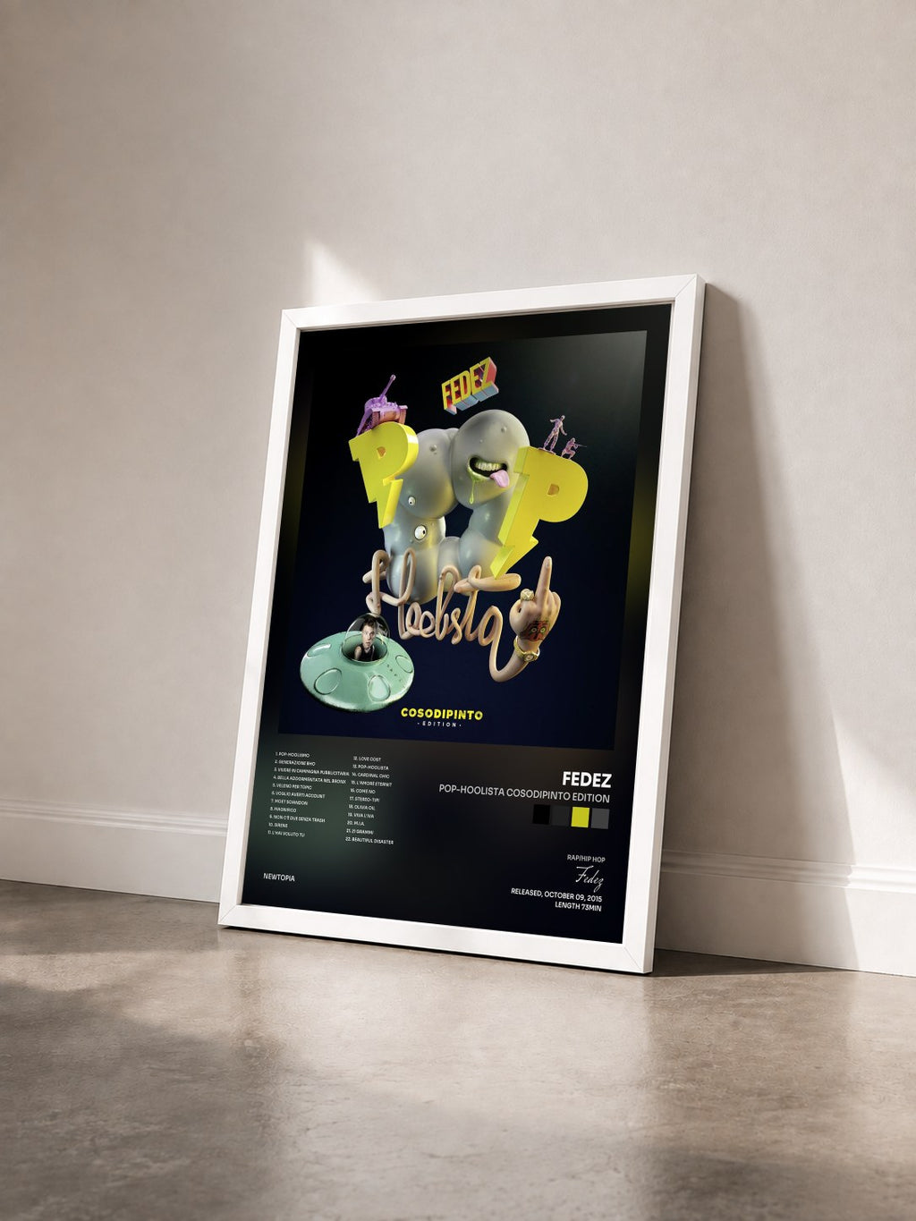 #blanc Tableau de l'album Pop-Hoolista Cosodipinto Edition de Fedez vu de trois quarts, cadre blanc