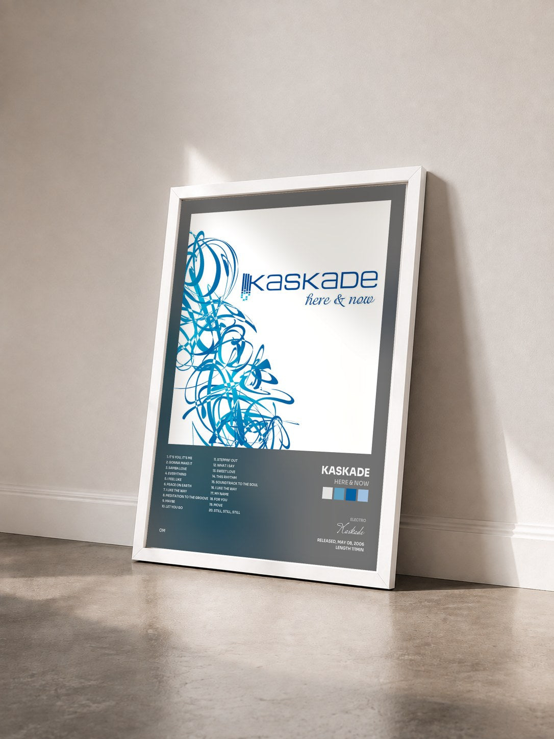 #blanc Tableau de l'album Here & Now de Kaskade vu de trois quarts, cadre blanc