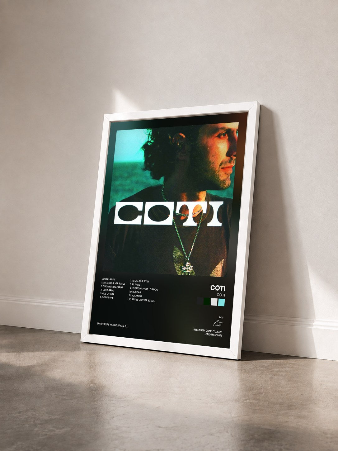 #blanc Tableau de l'album Coti de Coti vu de trois quarts, cadre blanc