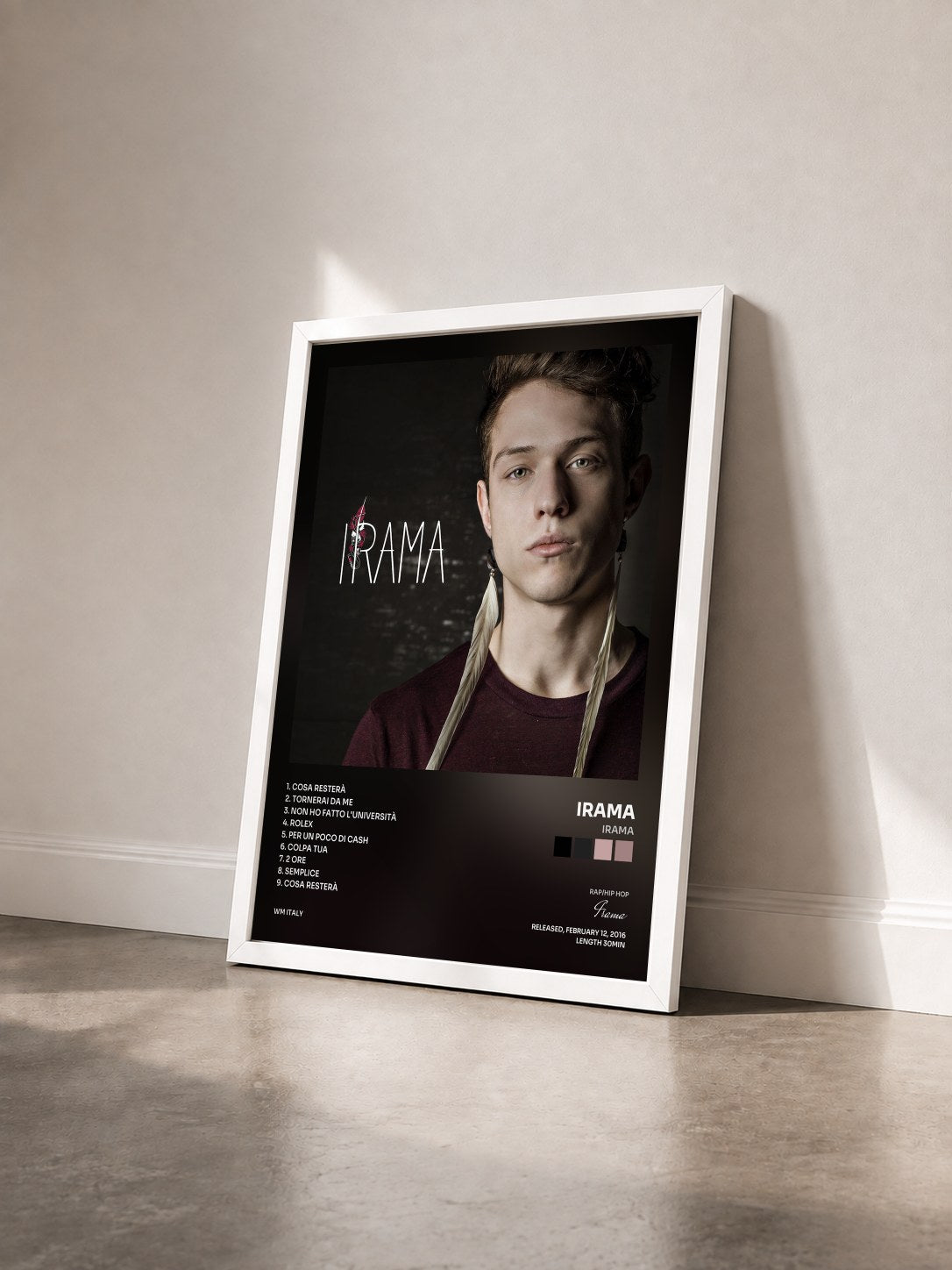 #blanc Tableau de l'album Irama de Irama vu de trois quarts, cadre blanc