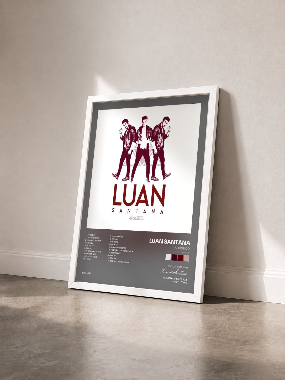 #blanc Tableau de l'album Acústico (Ao Vivo) de Luan Santana vu de trois quarts, cadre blanc