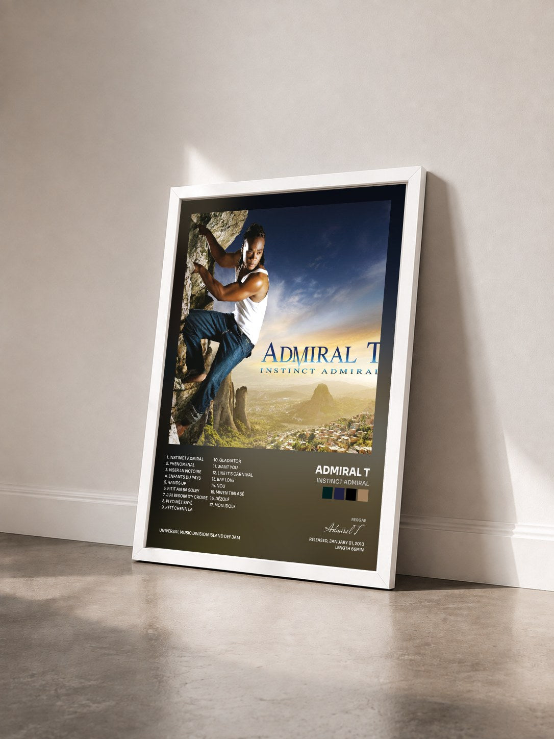 #blanc Tableau de l'album Instinct Admiral de Admiral T vu de trois quarts, cadre blanc
