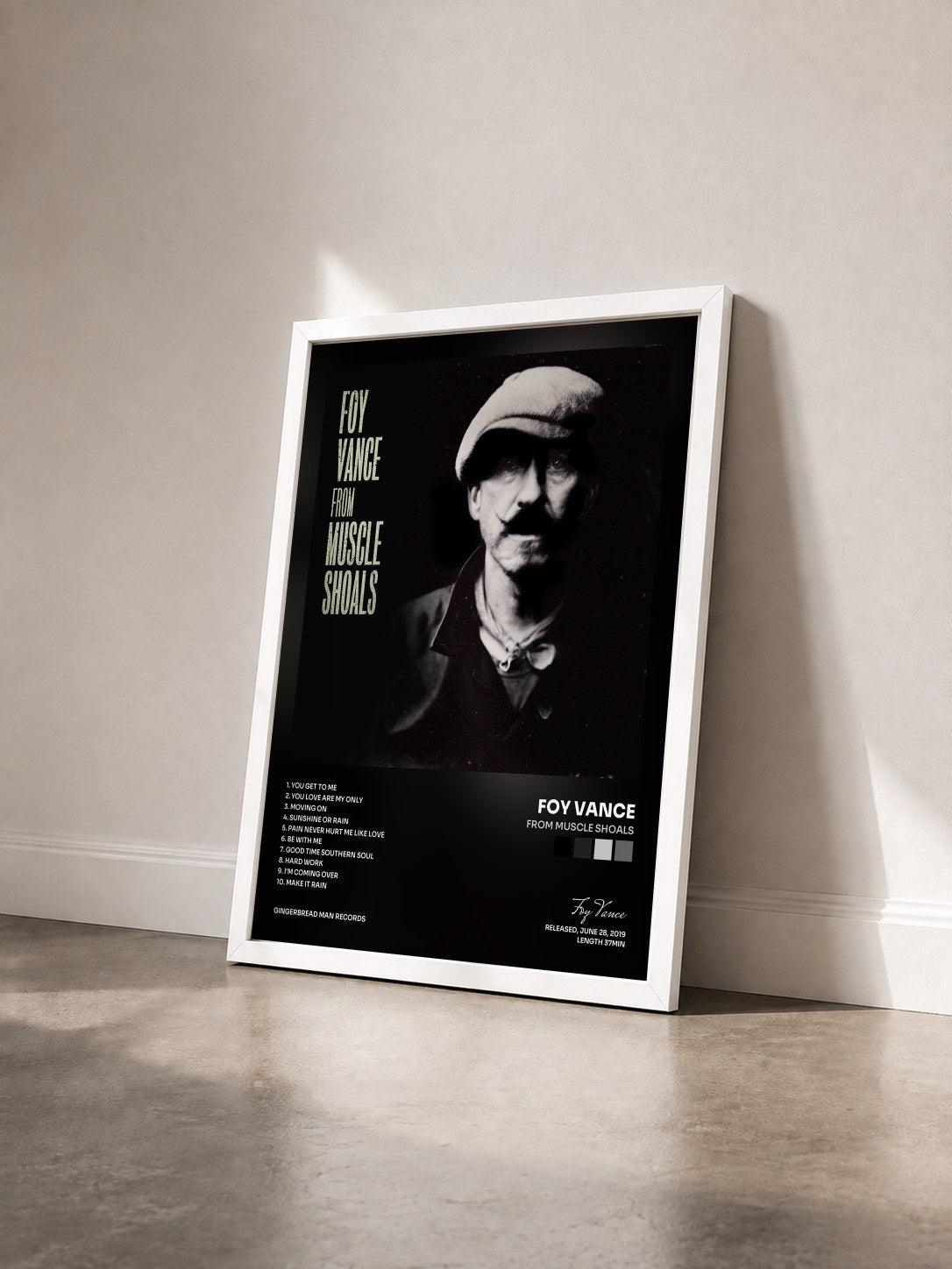 #blanc Tableau de l'album From Muscle Shoals de Foy Vance vu de trois quarts, cadre blanc
