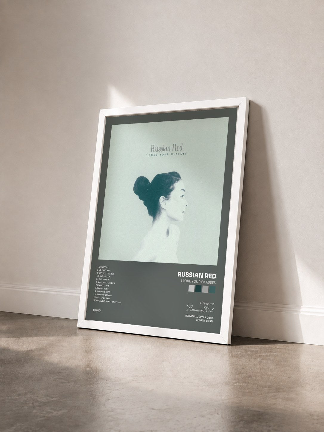 #blanc Tableau de l'album I Love Your Glasses de Russian Red vu de trois quarts, cadre blanc