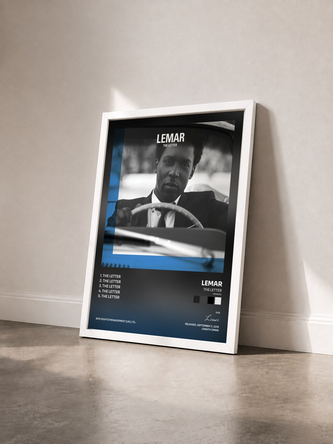 #blanc Tableau de l'album The Letter (Remixes) de Lemar vu de trois quarts, cadre blanc