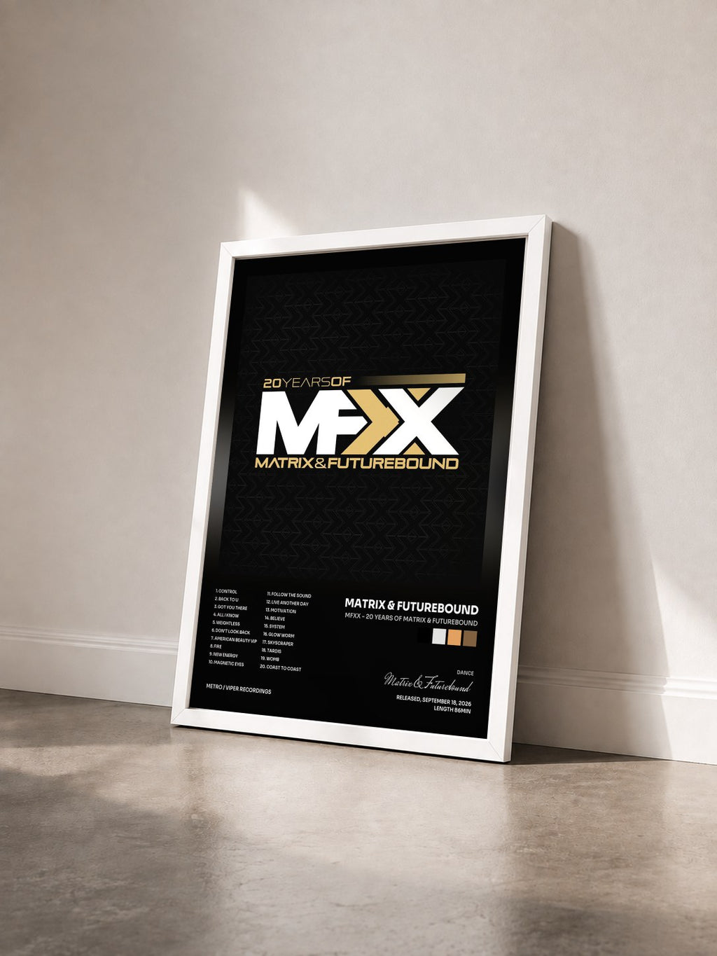 #blanc Tableau de l'album MFXX - 20 Years Of Matrix & Futurebound de Matrix & Futurebound vu de trois quarts, cadre blanc