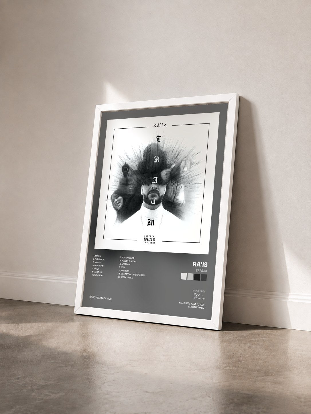 #blanc Tableau de l'album Traum de Ra'is vu de trois quarts, cadre blanc
