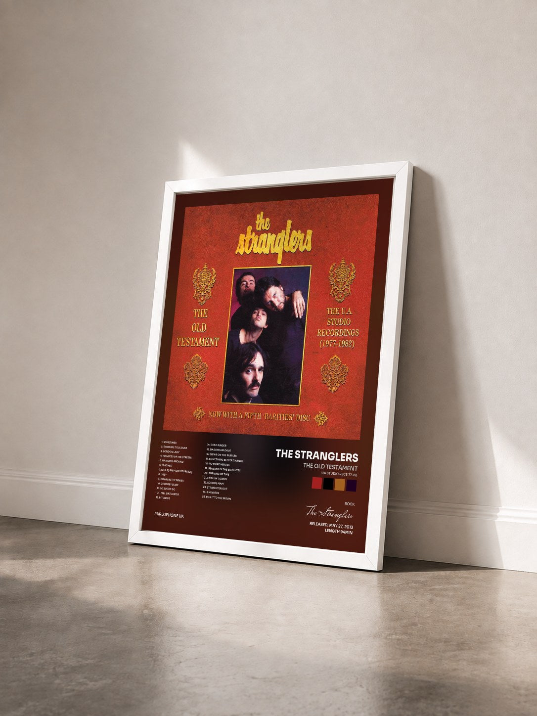 #blanc Tableau de l'album The Old Testament (UA Studio Recs 77-82) de The Stranglers vu de trois quarts, cadre blanc