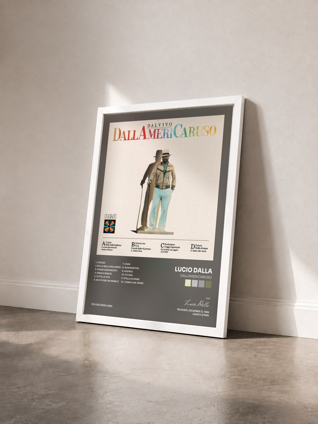#blanc Tableau de l'album Dallamericaruso de Lucio Dalla vu de trois quarts, cadre blanc