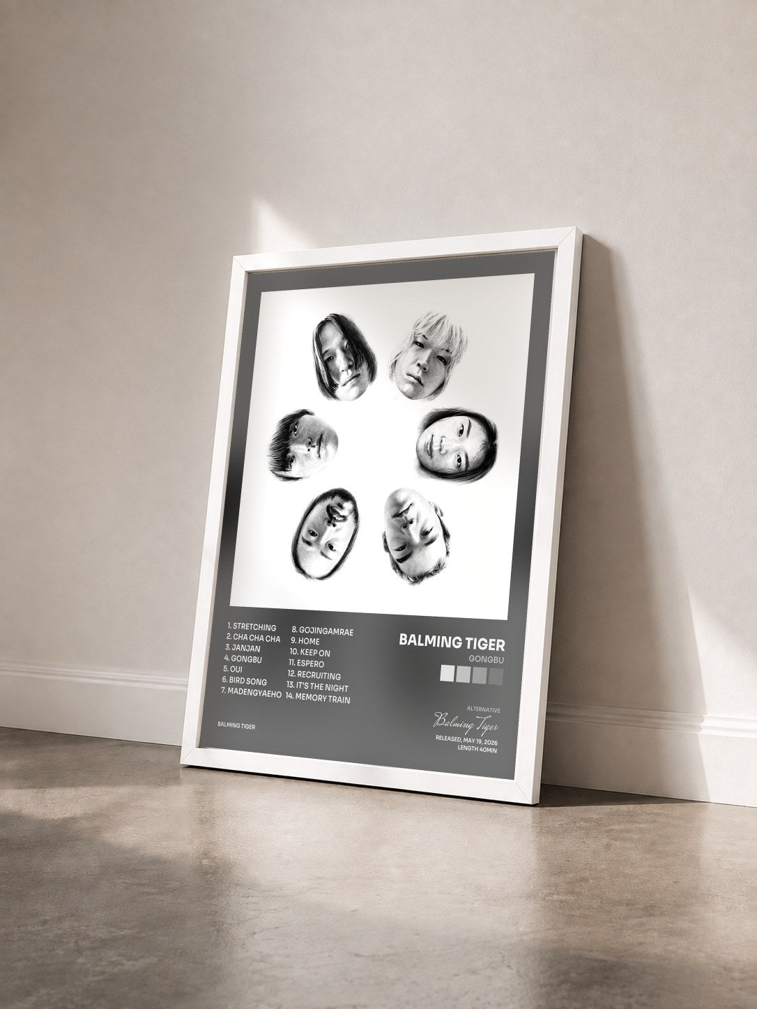 #blanc Tableau de l'album Gongbu de Balming Tiger vu de trois quarts, cadre blanc