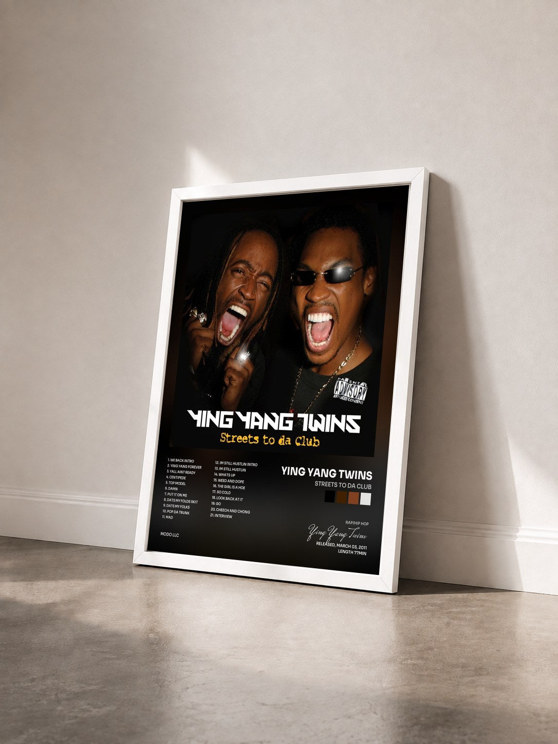#blanc Tableau de l'album Streets To Da Club de Ying Yang Twins vu de trois quarts, cadre blanc