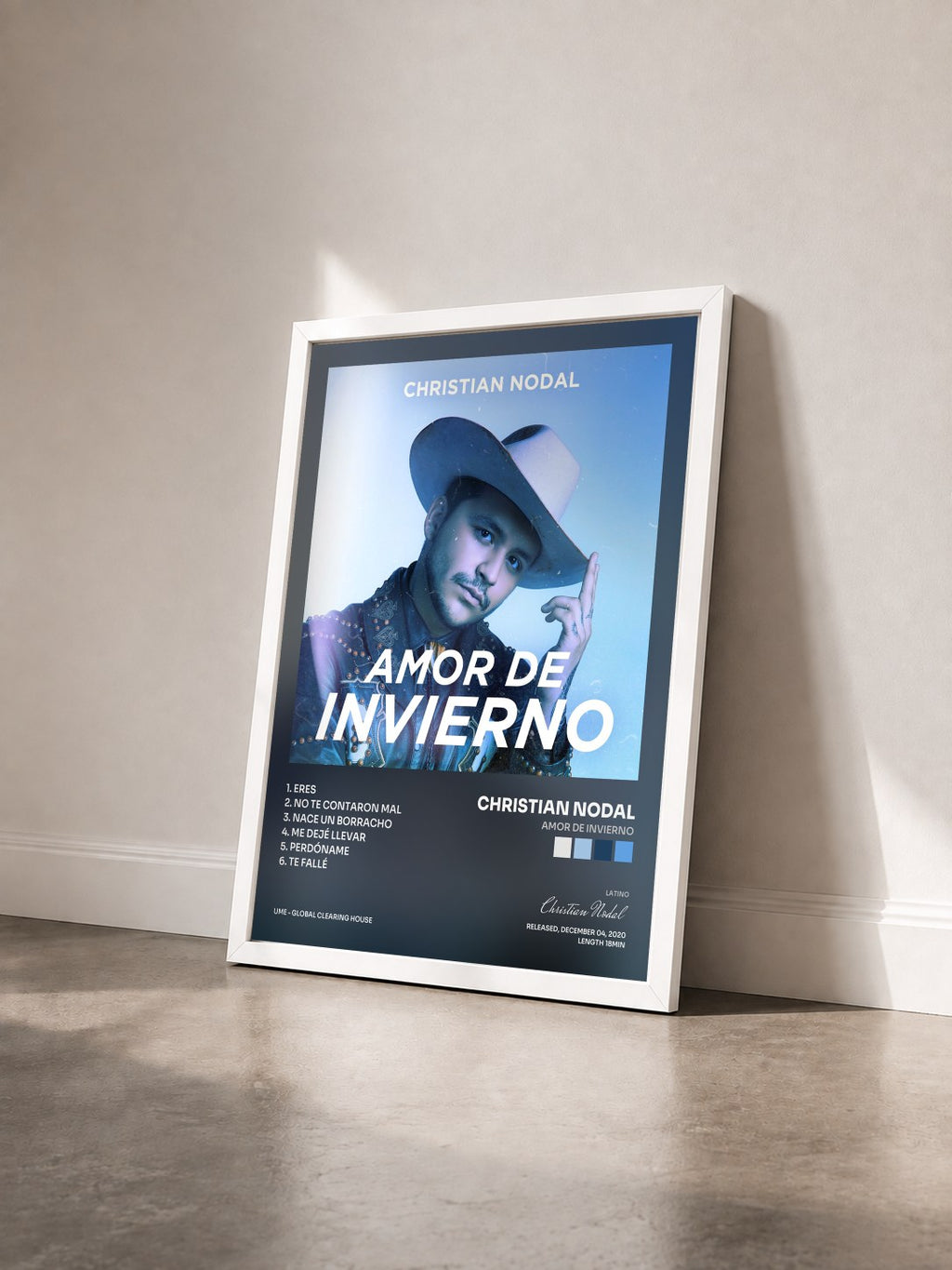 #blanc Tableau de l'album Amor de Invierno de Christian Nodal vu de trois quarts, cadre blanc