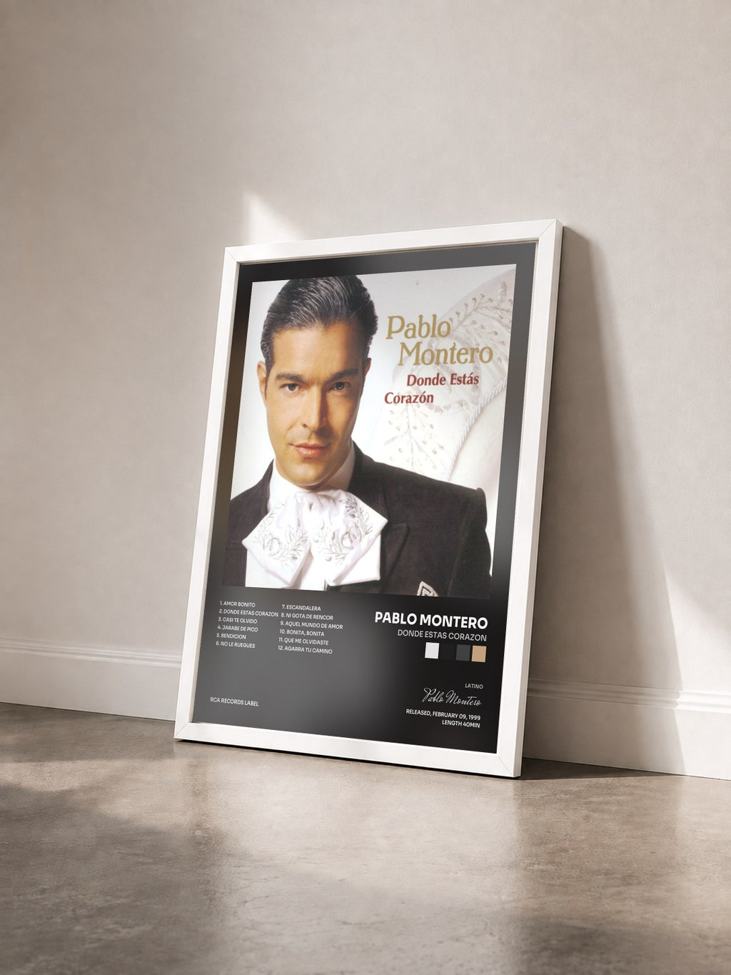 #blanc Tableau de l'album Donde Estas Corazon de Pablo Montero vu de trois quarts, cadre blanc