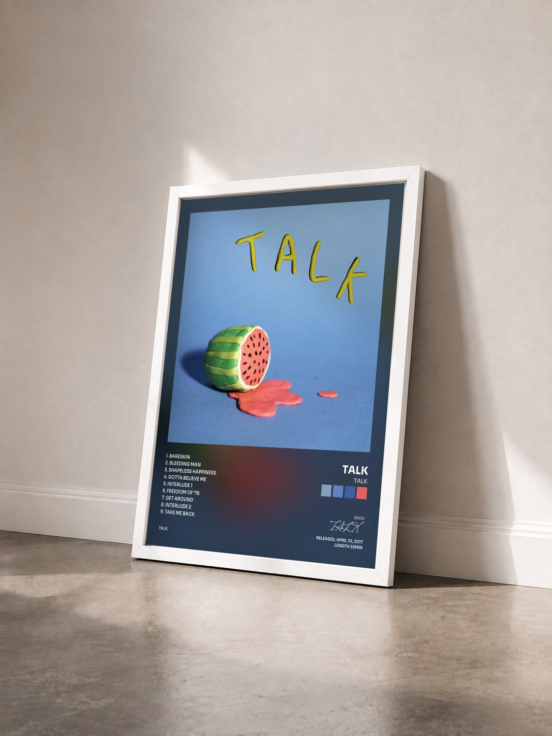 #blanc Tableau de l'album TALK de TALK vu de trois quarts, cadre blanc