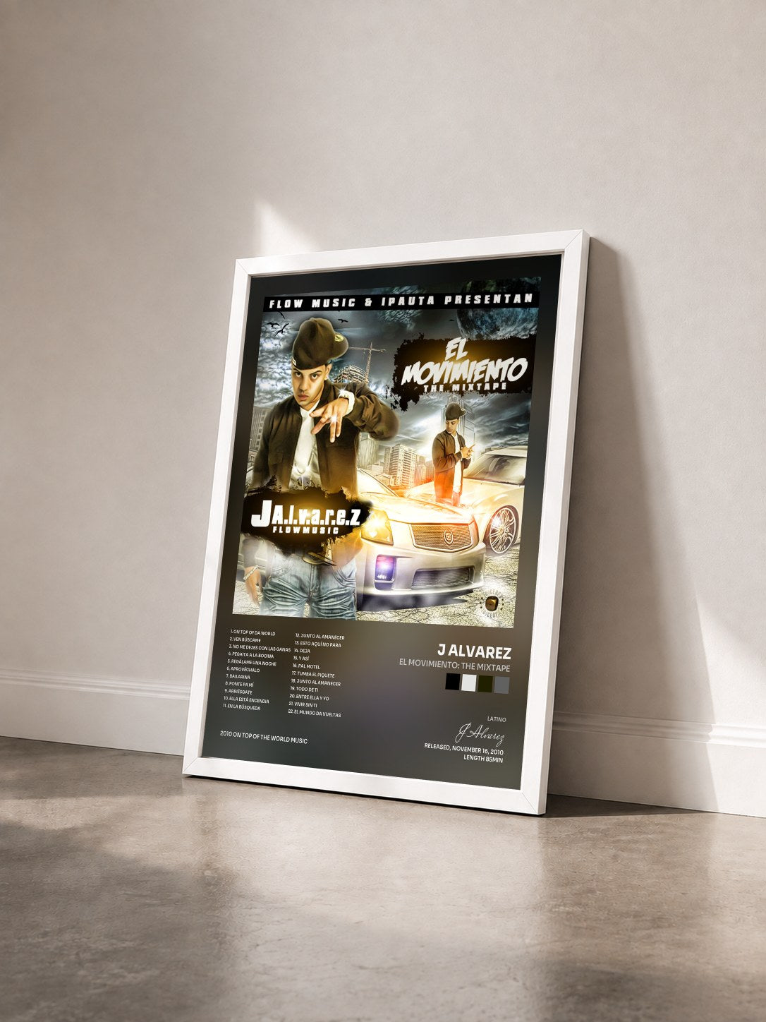 #blanc Tableau de l'album El Movimiento: The Mixtape de J Alvarez vu de trois quarts, cadre blanc