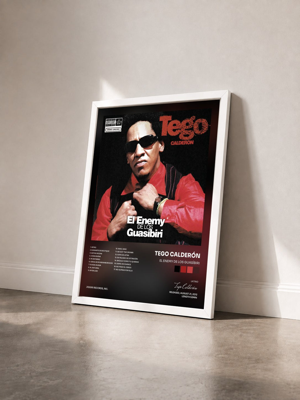 #blanc Tableau de l'album El Enemy de Los Guasíbiri de Tego Calderón vu de trois quarts, cadre blanc