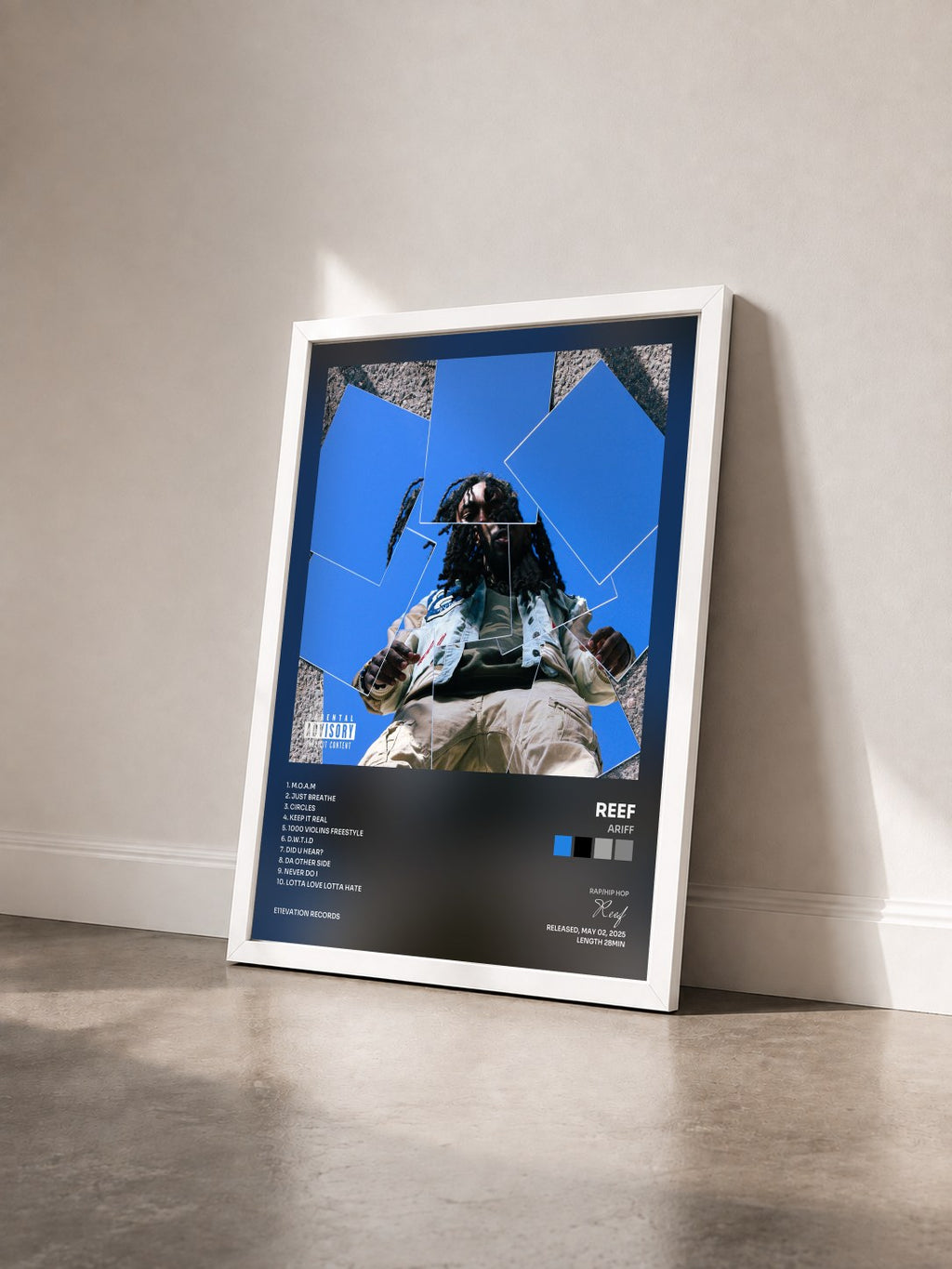 #blanc Tableau de l'album ARIFF de Reef vu de trois quarts, cadre blanc