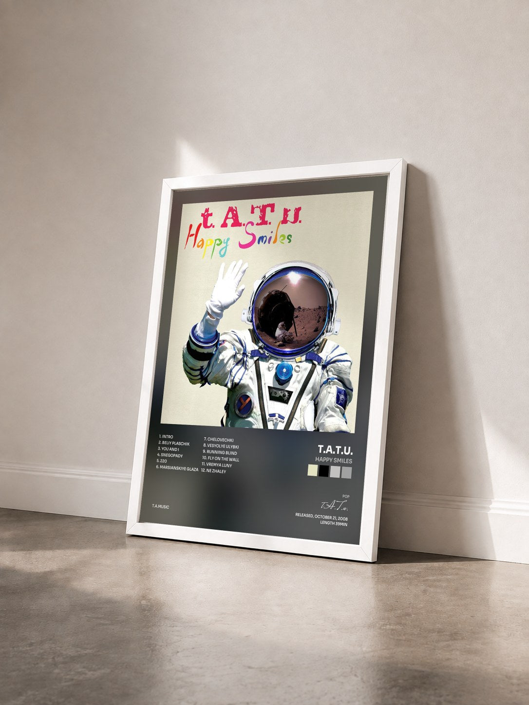 #blanc Tableau de l'album Happy Smiles de t.A.T.u. vu de trois quarts, cadre blanc