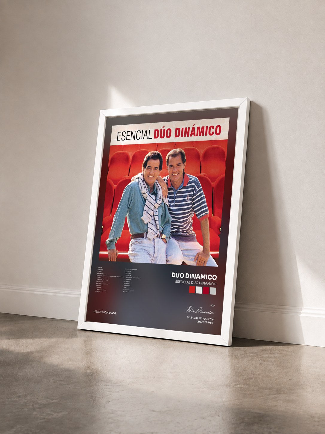 #blanc Tableau de l'album Esencial Duo Dinamico de Duo Dinamico vu de trois quarts, cadre blanc