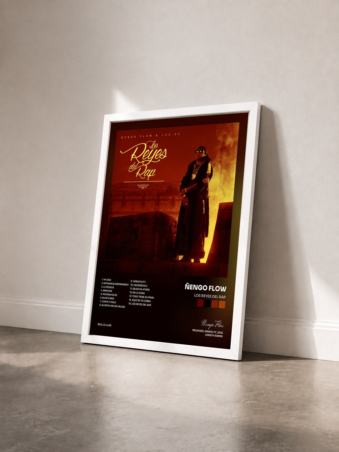 #blanc Tableau de l'album Los Reyes del Rap de Ñengo Flow vu de trois quarts, cadre blanc