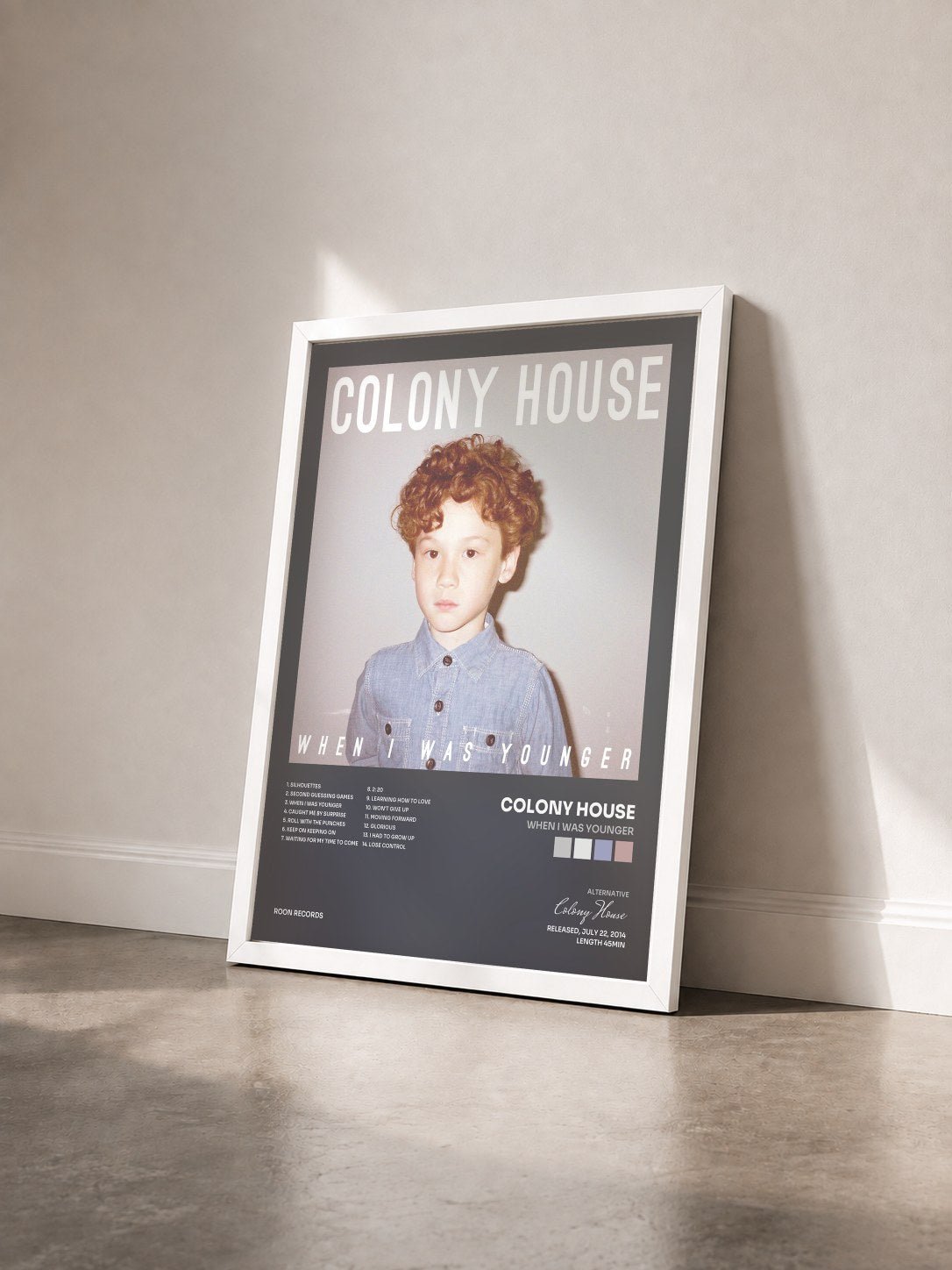 #blanc Tableau de l'album When I Was Younger de Colony House vu de trois quarts, cadre blanc