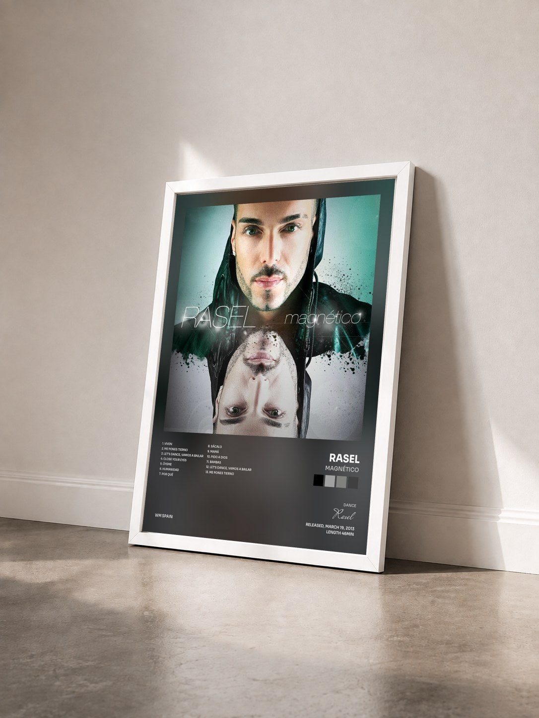 #blanc Tableau de l'album Magnético de Rasel vu de trois quarts, cadre blanc
