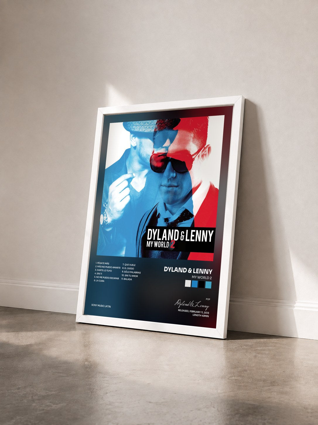 #blanc Tableau de l'album My World 2 de Dyland & Lenny vu de trois quarts, cadre blanc