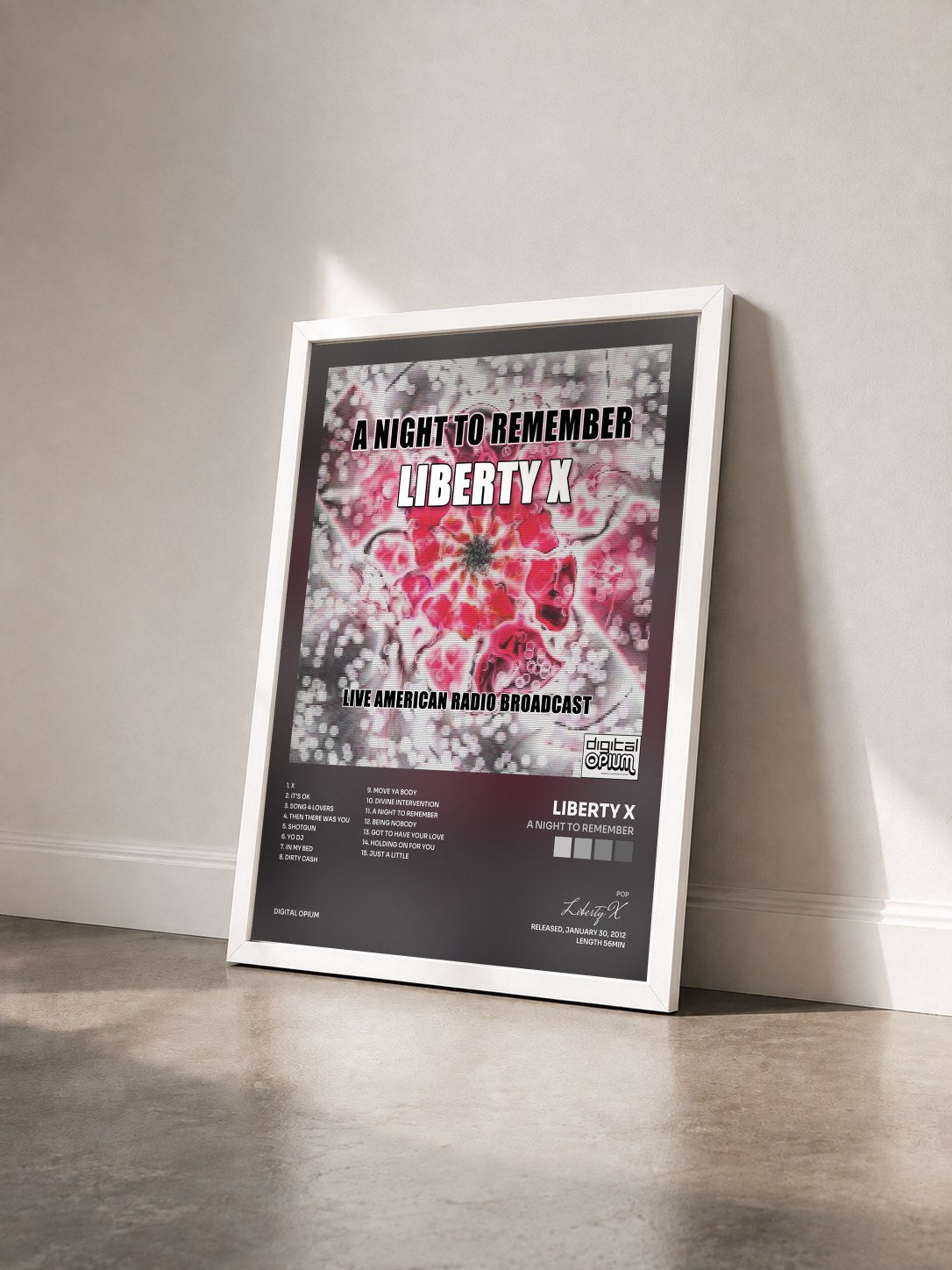 #blanc Tableau de l'album A Night To Remember de Liberty X vu de trois quarts, cadre blanc