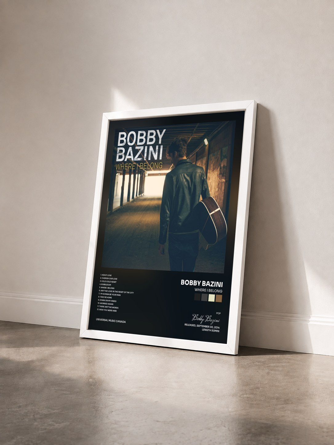 #blanc Tableau de l'album Where I Belong de Bobby Bazini vu de trois quarts, cadre blanc