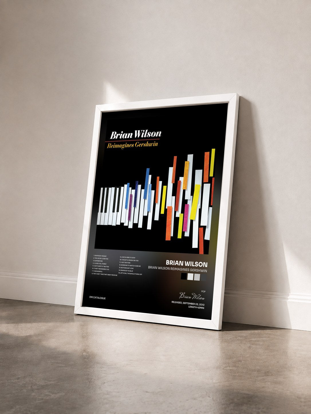 #blanc Tableau de l'album Brian Wilson Reimagines Gershwin de Brian Wilson vu de trois quarts, cadre blanc